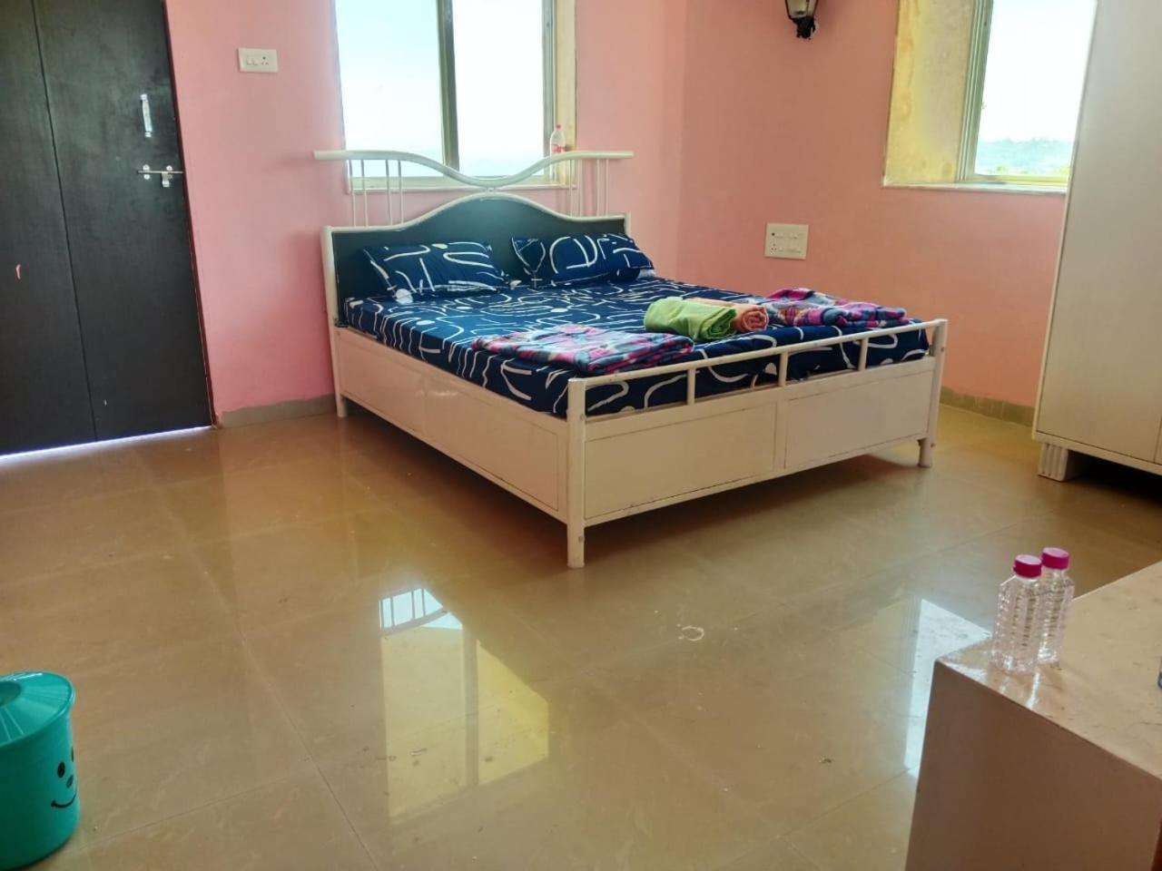 Dev Anand Villa 马哈巴莱斯赫瓦尔 外观 照片