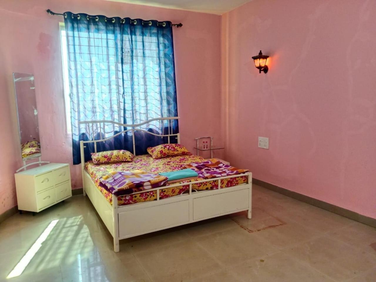 Dev Anand Villa 马哈巴莱斯赫瓦尔 外观 照片