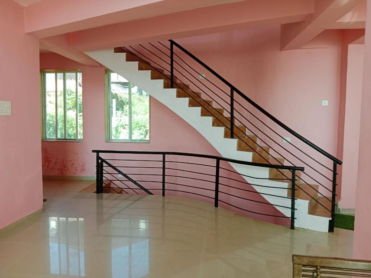 Dev Anand Villa 马哈巴莱斯赫瓦尔 外观 照片